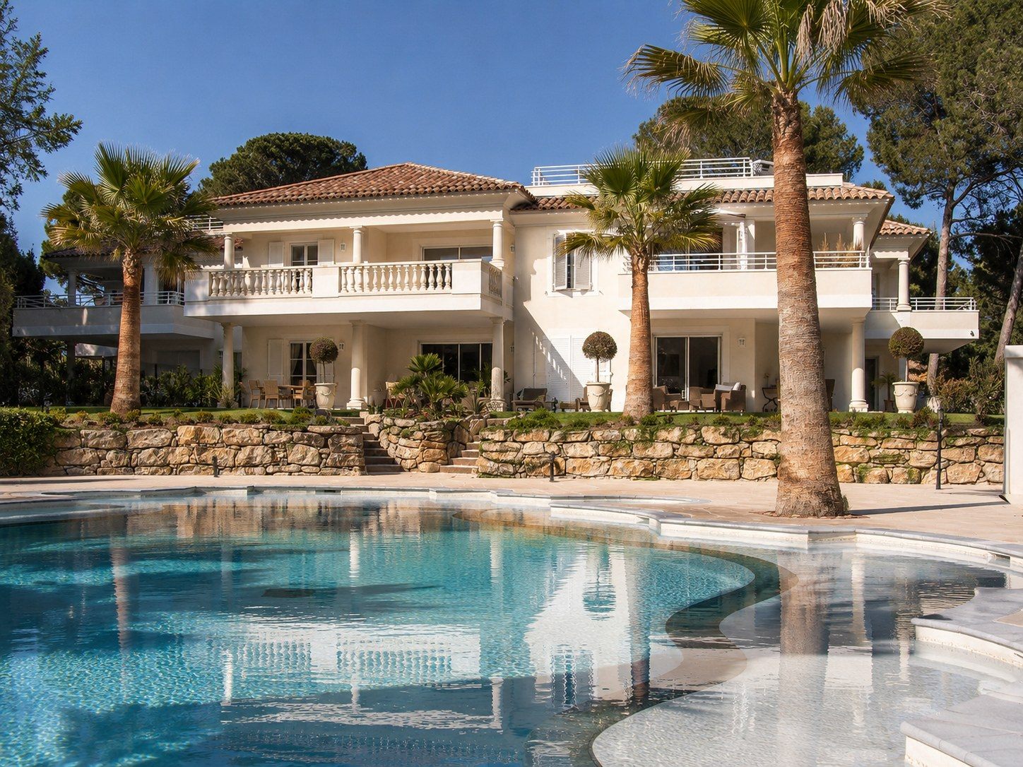 La villa et sa piscine lagon